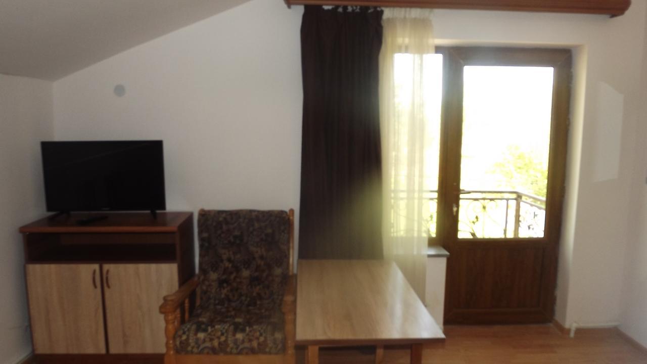 Nectar Hotel Dilijan Exteriör bild
